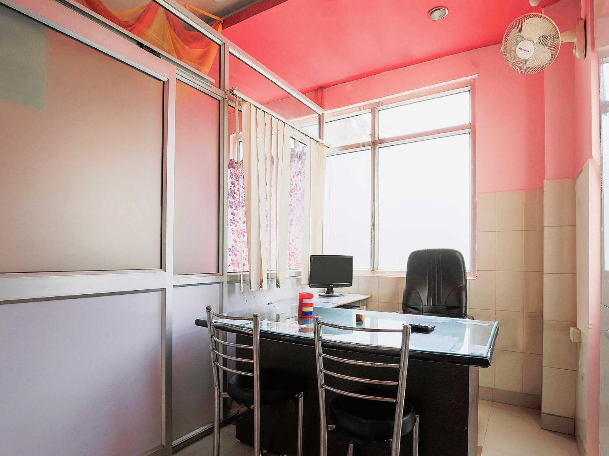 Oyo Flagship 37109 Mangalam Guest House Chinhat المظهر الخارجي الصورة